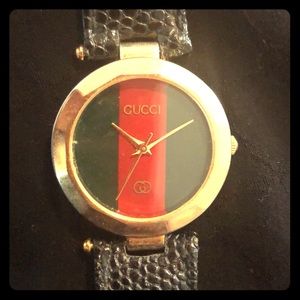 Gucci style watch